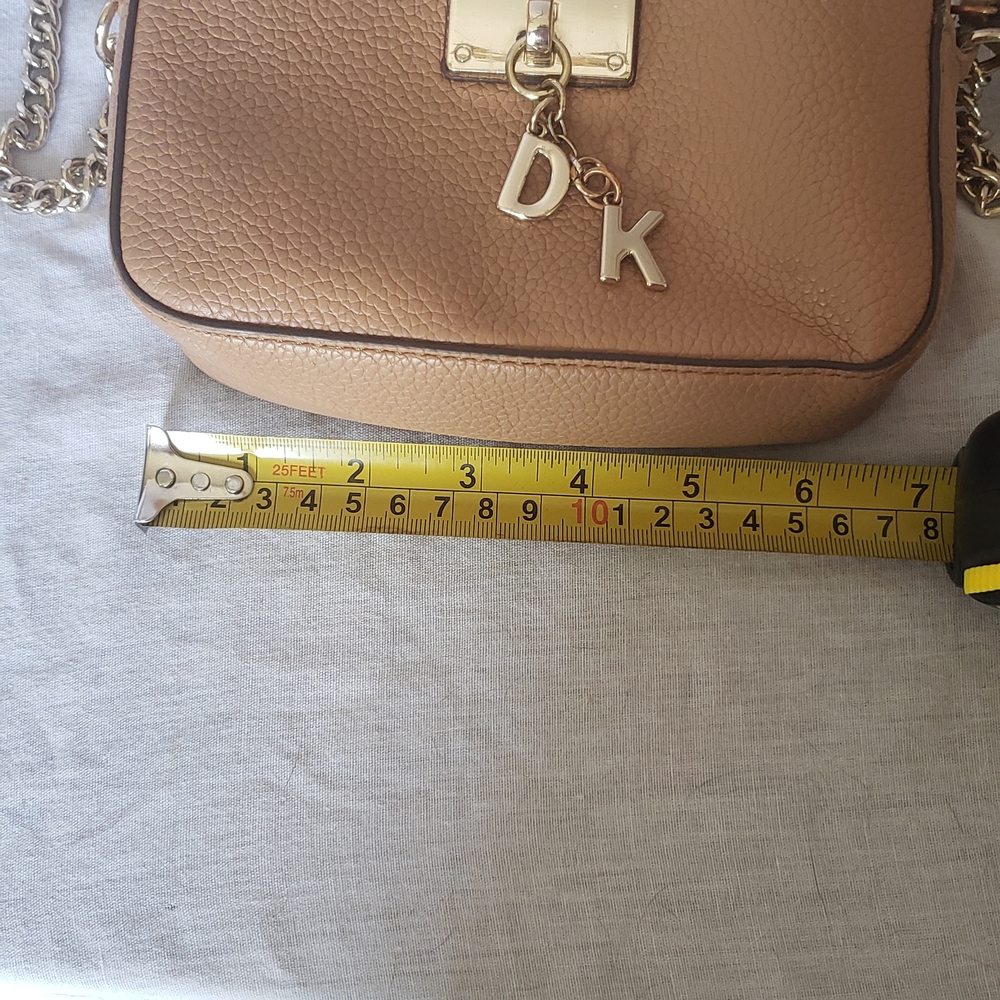 DKNYC Tan Crossbody Bag with Gold Chain - Picture 9 of 9